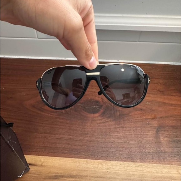 Tom Ford Sunglasses - Picture 4 of 5